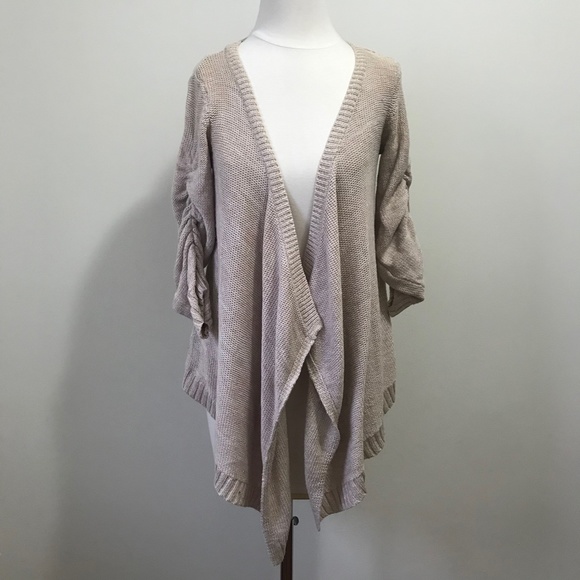 3/$25 RW&CO Metallic Scrunched Sleeve Cardigan - Picture 1 of 5